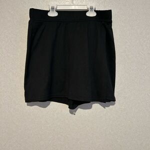 Women’s Skort Black Skirt/shorts Soft Material Spandex Size Large
